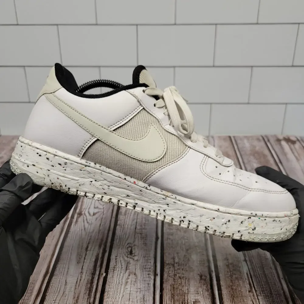 Nike White Cream Low-Top Athletic Sneakers